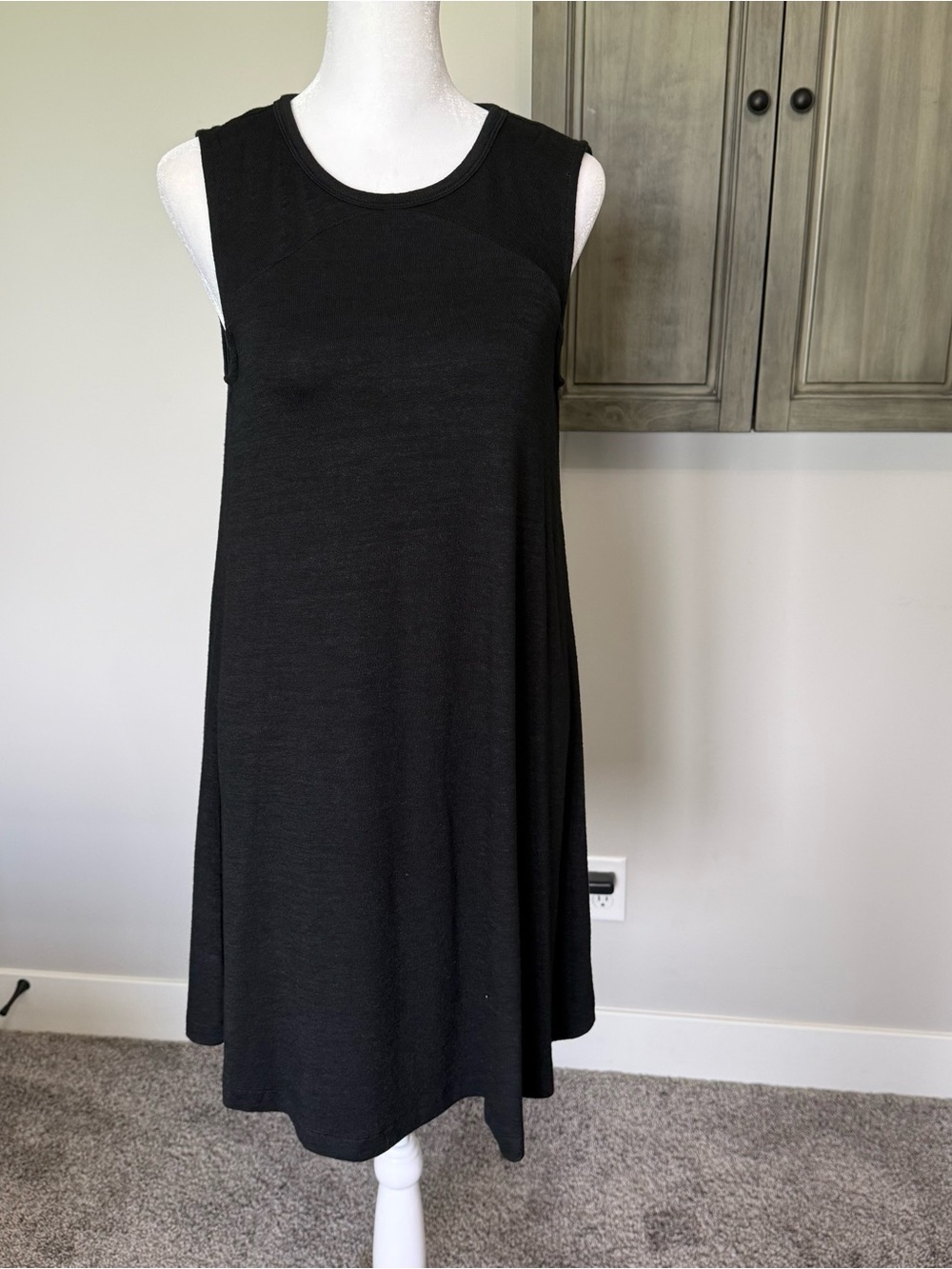 NWT GAP Black Sleeveless Midi Swing Dress
